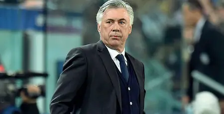  ??  ?? In arrivo Carlo Ancelotti è atteso in Italia in questi giorni dopo la Russia e le vacanze