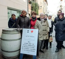  ??  ?? Nel cuore della città Un tratto di corso Fogazzaro riaprirà alla circolazio­ne