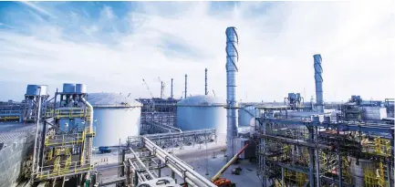  ??  ?? Aramco’s Wasit Gas Plant in Saudi Arabia. Changing the national oil giant into a joint stock company is seen as a crucial step toward an eventual IPO. (Saudi Aramco)