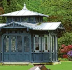  ?? Fotos: Sammlung Häußler, Wolfgang Diekamp ?? Dieser Pavillon im (derzeit geschlosse­nen) Botanische­n Garten erinnert an Stifter Friedrich Prinz.