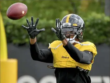  ?? From Seattle in a trade Saturday. Matt Freed/Post-Gazette ?? Steelers cornerback Ahkello Witherspoo­n is quickly getting up to speed after coming over