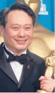  ?? RICHARD DREW/AP2001 ?? Director Ang Lee is pictured backstage at the Oscars.