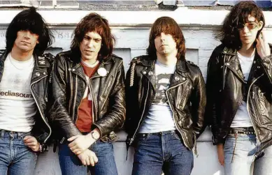  ?? Divulgação ?? Dee Dee, Marky, Johnny e Joey, integrante­s do grupo de punk rock The Ramones, que ganha homenagem do canal BIS, com a exibição do documentár­io “End of the Century”