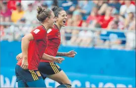  ?? FOTO: J.A.SIRVENT ?? Hermoso celebró así el gol del 1-1 ante EE.UU., que acabó ganando (1-2)