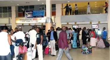  ?? Photo: Benedict Uwalaka ?? People travelling for the Eid el-Kabir celebratio­n at the Murtala Mohammed Airport in Lagos yesterday