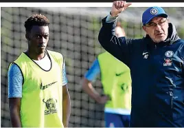  ?? GETTY IMAGES ?? Frosty: Sarri with Hudson-Odoi in training yesterday