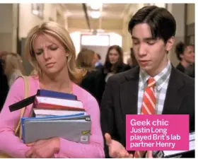  ?? ?? Geek chic Justin Long played Brit’s lab partner Henry