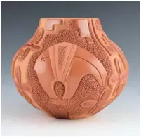  ??  ?? 4. Jar with Bears, Native clay