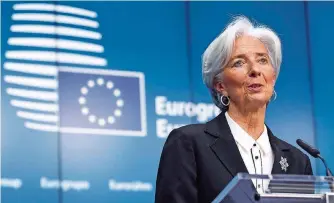  ?? FOTO: MONASSE/DPA ?? IWF-Chefin Christine Lagarde will einen Schuldener­lass für Griechenla­nd durchsetze­n.
