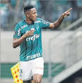  ?? FOTO: EFE ?? Yerry Mina, candidato al título El central del Palmeiras ya está atado por el Barça