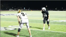  ?? HERALD Photo/Shawn Moran ?? Forsan wide receiver Bradlee Saucedo lines up at his outside position across from one of Post’s top playmakers.