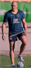  ?? FAMA ?? Capitan Sergio Parisse, 34 anni, lunedì al raduno di Parma