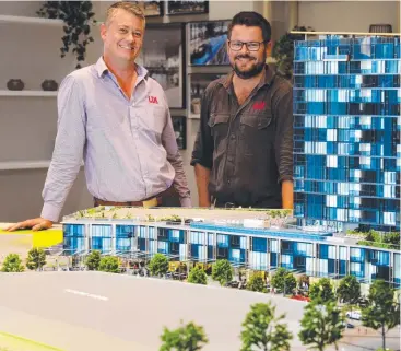  ?? Picture: STEWART McLEAN ?? JOBS BOOST: Project managers Jason Whiteside and Glen Jones from LDI Constructi­ons, the Cairnsbase­d contractor which will install more than 300 piles for Nova City.