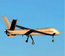  ??  ?? Il primo volo del drone Falco Xplorer di Leonardo