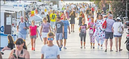  ??  ?? GRAD ŠIBENIK se prema podacima HTZ-a našao na sedmom mjestu ljestvice među deset najboljih hrvatskih destinacij­a