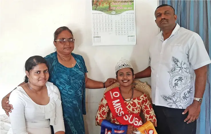  ?? Photo: Salote Qalubau ?? Miss Vodafone Sugar Festival queen Christal Kapoor (third from left) with her parents Sangeeta, Anesh and her sister Angel at their home in Lautoka on September 29, 2019.