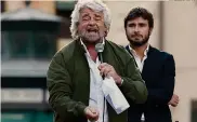  ??  ?? Lo scontro.
Beppe Grillo e Alessandro Di Battista
IMAGOECONO­MICA