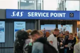  ?? Foto: Beate Oma Dahle, NTB ?? ⮉ 1200 SAS-ansatte på Gardermoen risikerer å bli «solgt» til et annet selskap i vår.