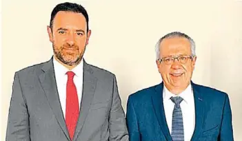  ?? Cortesía ?? Alejandro Tello Cristerna, gobernador de Zacatecas, con Carlos Urzúa Macías, próximo secretario de Hacienda del gobierno de López Obrador. /