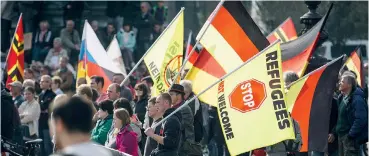  ?? AFP ?? Stop agli immigrati. Una manifestaz­ione recente del movimento anti-immigrati Pegida a Dresda, in Germania