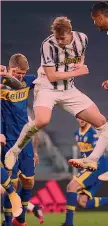  ??  ?? Primo gol Matthijs de Ligt, 21 anni