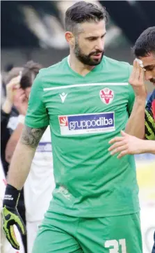  ?? LAPRESSE ?? Il portiere della Vis Pesaro, Christian Puggioni, 39 anni