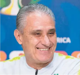  ??  ?? O técnico Tite é o único brasileiro a concorrer ao prêmio The Best da Fifa