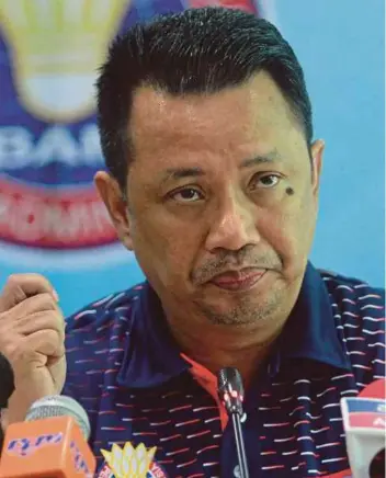  ?? AHMAD.
PIC BY SUPIAN ?? Datuk Seri Norza Zakaria calls the national players to buck up.