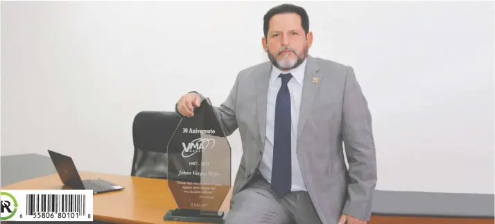  ?? Esteban Monge/La República ?? Johan Vargas, presidente de ACES, advirtió que la contrataci­ón de una empresa de seguridad es un asunto de cuidado consideran­do de que en caso de fallar ha jurisprude­ncia de condenas solidarias.