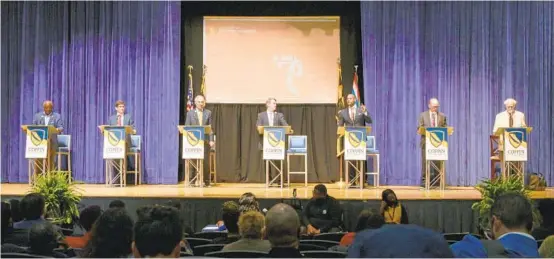  ?? ULYSSES MUÑOZ/THE BALTIMORE SUN ?? Maryland Democratic gubernator­ial candidates participat­e in an economic developmen­t forum hosted by Coppin State University in Baltimore on Tuesday.