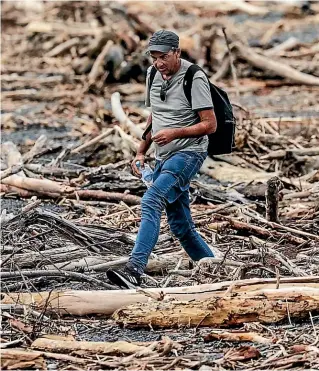  ?? CHRIS SKELTON/STUFF ?? Scenes such as this on the Hawke’s Bay coastline have prompted the announceme­nt of an independen­t inquiry into East Coast forestry practices.