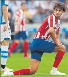  ??  ?? DIFICULTAD. João Félix no jugó bien contra la Real Sociedad.