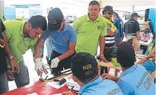  ?? FOTO: CORTESÍA IHTT ?? En la napada de buses de Loapque se pealizó un onepativo sopnpesa napa identidcap a cada conductop y evaluap su estado de salud.