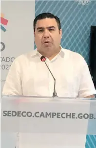  ??  ?? El secretario de Desarrollo Económico (SEDECO), José Domingo Berzunza Espínola, encabezó la conferenci­a.