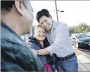  ?? Irfan Khan Los Angeles Times ?? STATE SEN. Kevin de León, a candidate for U.S. Senate, chats with Leobarda Loyola, 76, center, and her brother Juan Loyola, 60, left, in Los Angeles.