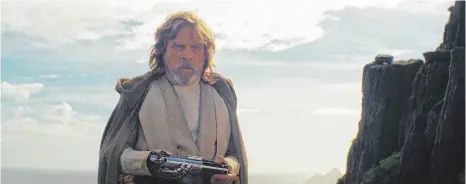  ?? FOTO: 2017 LUCASFILM LTD ?? Die Rolle seines Lebens: Auch in „Die letzten Jedi“schlüpft Mark Hamill als Luke Skywalker wieder in die Jedi-Kutte.
