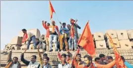  ?? REUTERS ?? Supporters of the Vishva Hindu Parishad shout slogans after attending the Dharma Sabha in Ayodhya on Sunday.
