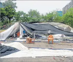  ?? VIJAY BATE/HT PHOTO ?? Nesco jumbo vaccinatio­n centre in Goregaon was damaged due to gusty winds caused by Cyclone Tauktae.