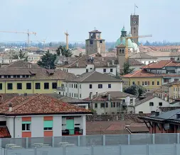  ??  ?? Un boom inarrestab­ile Gli appartamen­ti in Airbnb sono decollati a Treviso