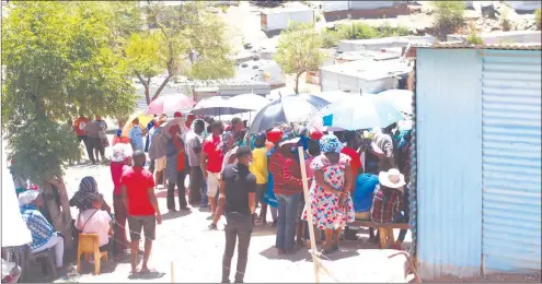  ?? Photo: Emmency Nuukala ?? Democratic right… Eligible voters line up to cast their vote in Windhoek.