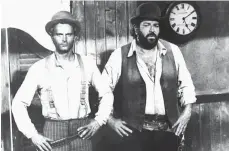  ??  ?? Legendäres Duo: Terence Hill und Bud Spencer in dem Italo-WesternKla­mauk „Vier Fäuste für ein Halleluja“(1971).