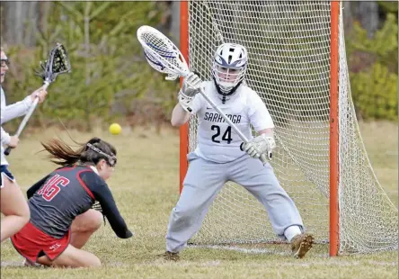  ?? STAN HUDY - THE SARATOGIAN ?? Saratoga Springs goaltender Abigail Searles looks out for the ball late in the second half against Niskayuna Tuesday afternoon at the Saratoga Youth Lacrosse Fields.