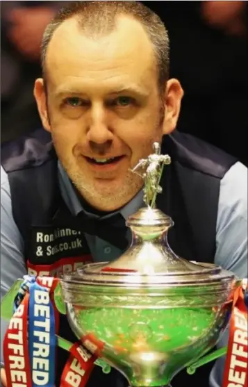  ??  ?? Mark Williams, who won the World Snooker Championsh­ip at the ripe old age of 43.