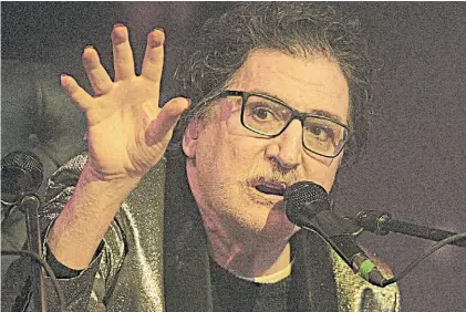  ??  ?? Charly. El compositor admira a Cristina Kirchner y parece no tener buena sintonía con Cambiemos.