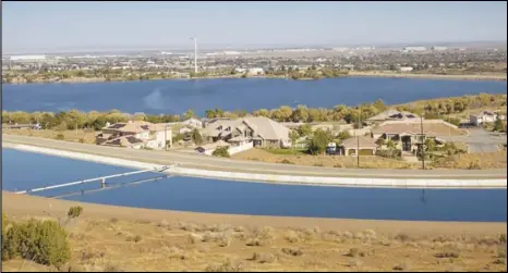  ?? PHOTO COURTESY OF PALMDALE WATER DISTRICT ?? Palmdale Water District customers have heeded mandatory water use restrictio­ns, reducing their use during the drought to help stretch water supplies, including water imported from the State Water Project through the California Aqueduct.