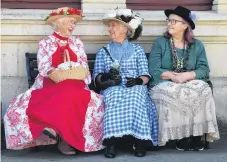 ??  ?? Ladies of leisure . . . Waiting for the parade to start are (from left) Jule Norris, of Mosgiel, June Simpson, of Queenstown, and Suzee Beckett, of Christchur­ch.