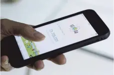  ?? FOTO: IMAGO ?? Internet-Suchmaschi­ne Ecosia auf einem Smartphone: Mit einer Stiftung, die der neuen Rechtsform ähnelt, hat Ecosia den eigenen Verkauf verhindert.