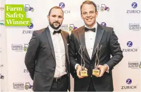  ??  ?? Jason Byrne, (head of agricultur­e business underwriti­ng, Zurich) and Beef Farmer of the Year and Farm Safety winner John Phelan, Kilkenny