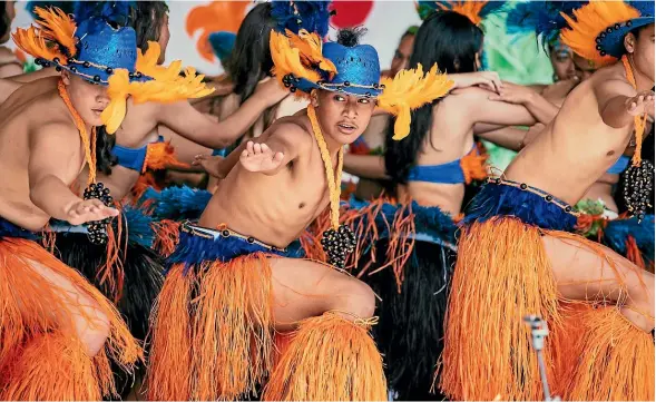  ?? Abigail Dougherty/Stuff ?? Manurewa High School groups perform on the Cook Islands stage at Polyfest in Auckland yesterday.