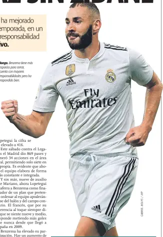  ??  ?? Juego. Benzema tiene más espacios para cerrar, cuenta con mayores responsabi­lidades pero ha respondido bien.